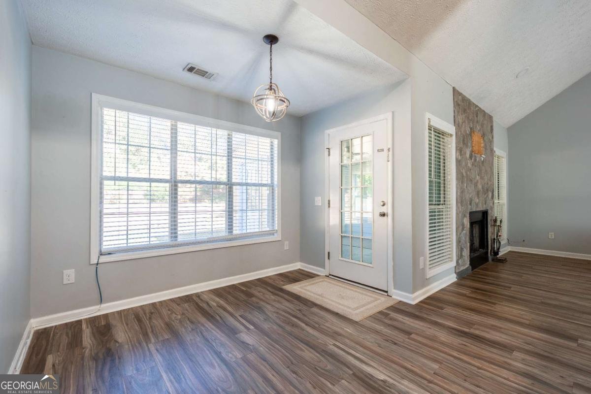 727 Eight Point Court Suwanee - Photo 17