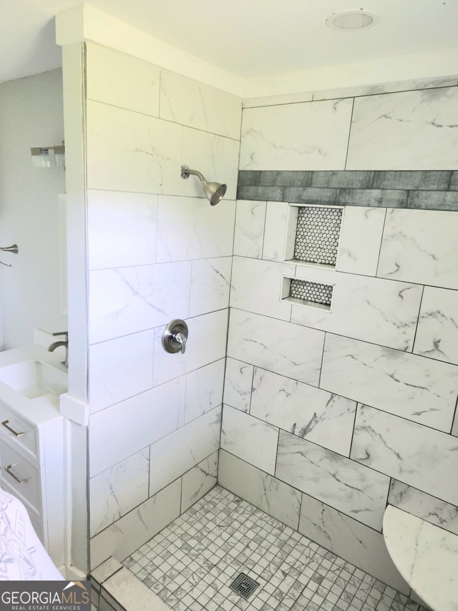 109 Reynolds Drive Greensboro - Photo 17