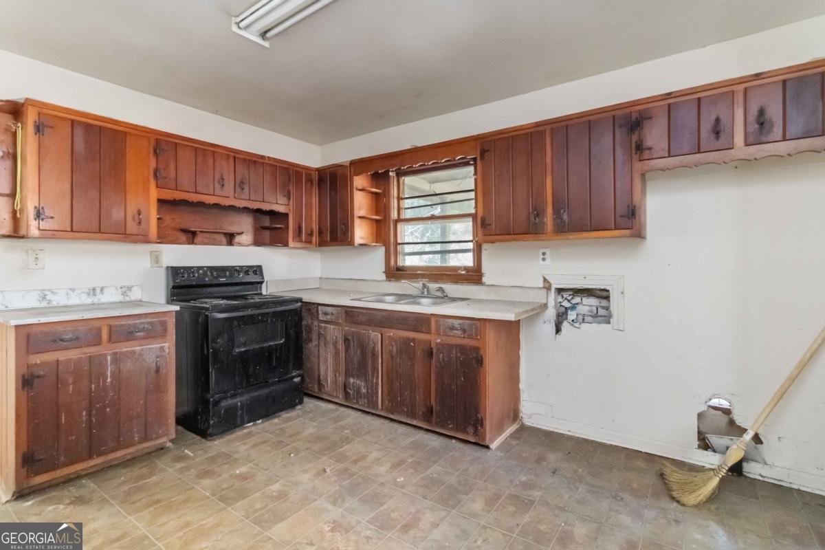 1162 Watts Road Forest Park - Photo 10