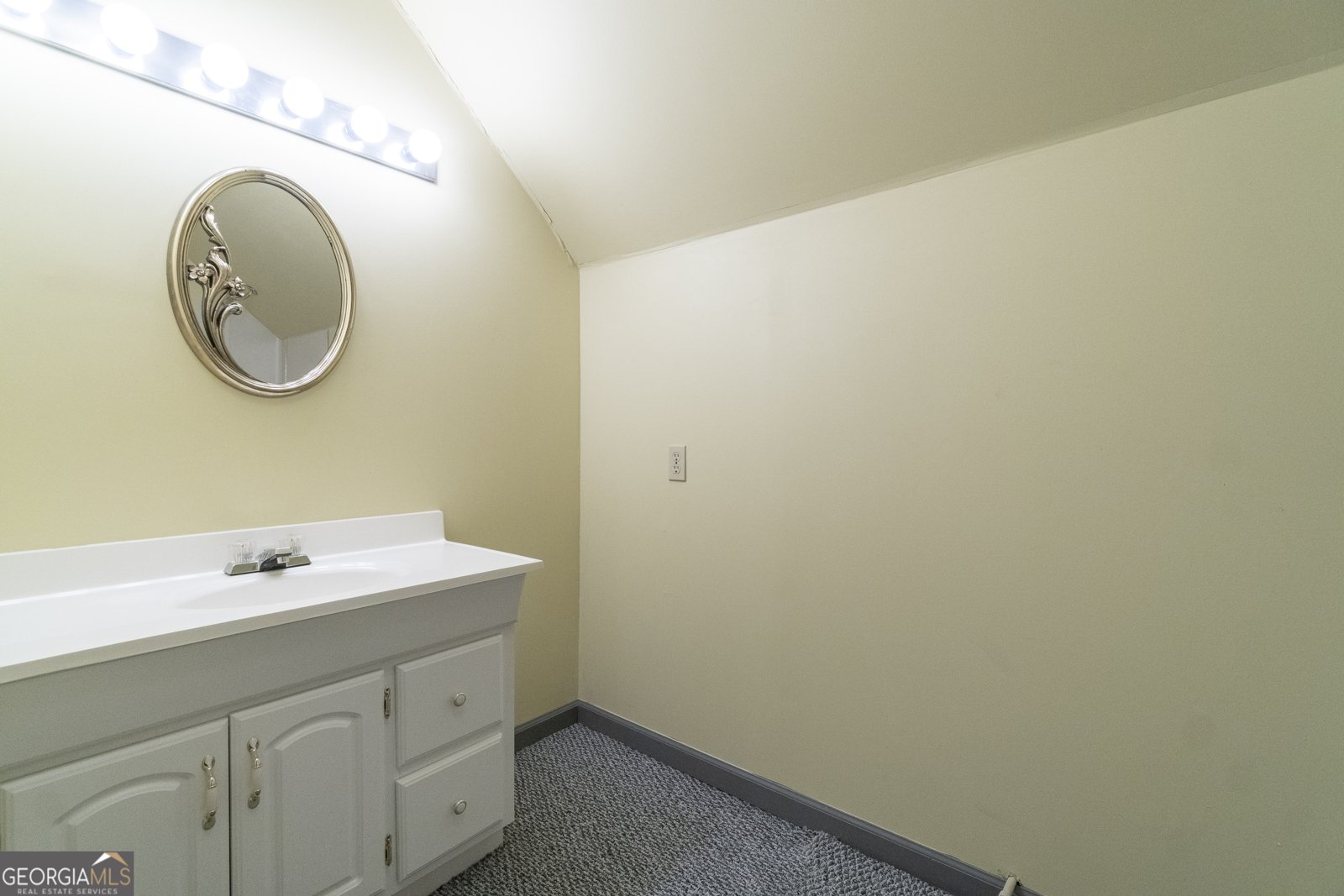 96 Joyce Drive Cleveland - Photo 64