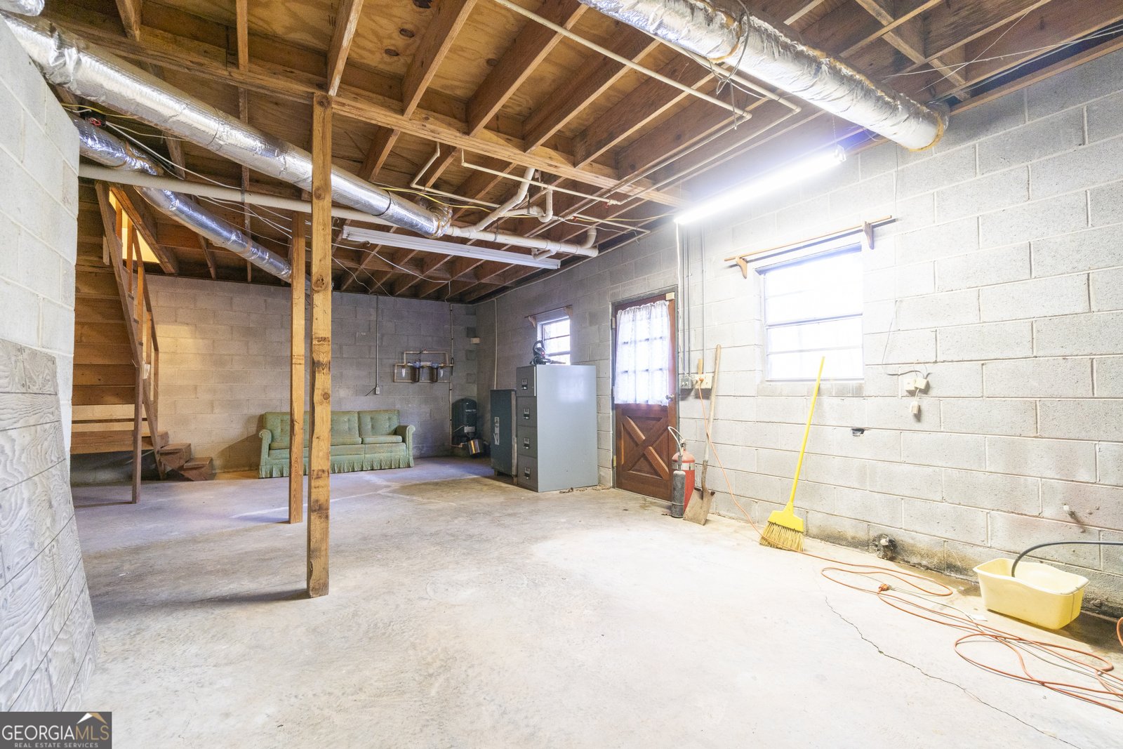 96 Joyce Drive Cleveland - Photo 70