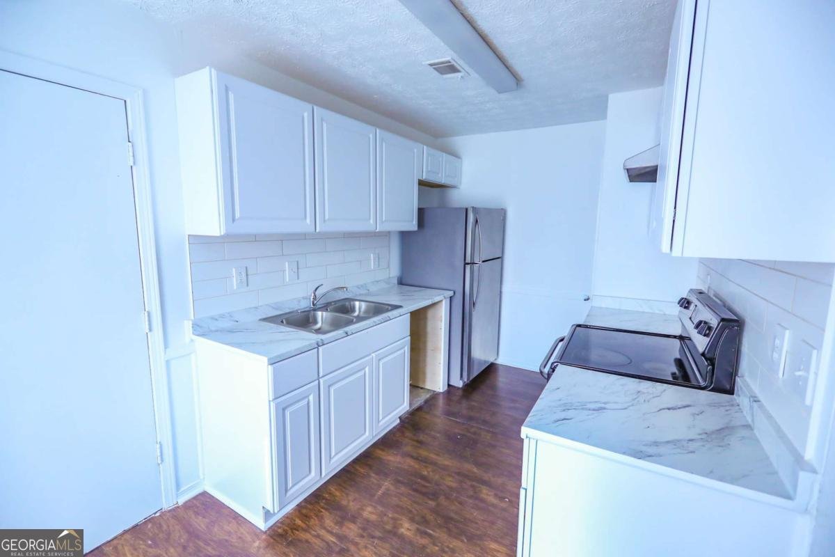 1967 Singer Way Lithonia - Photo 6