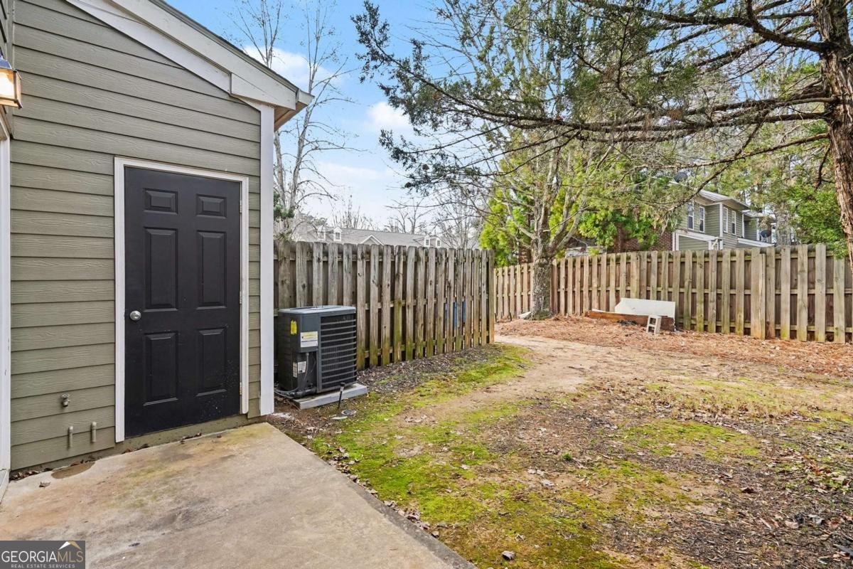 2161 Del Lago Circle Kennesaw - Photo 14