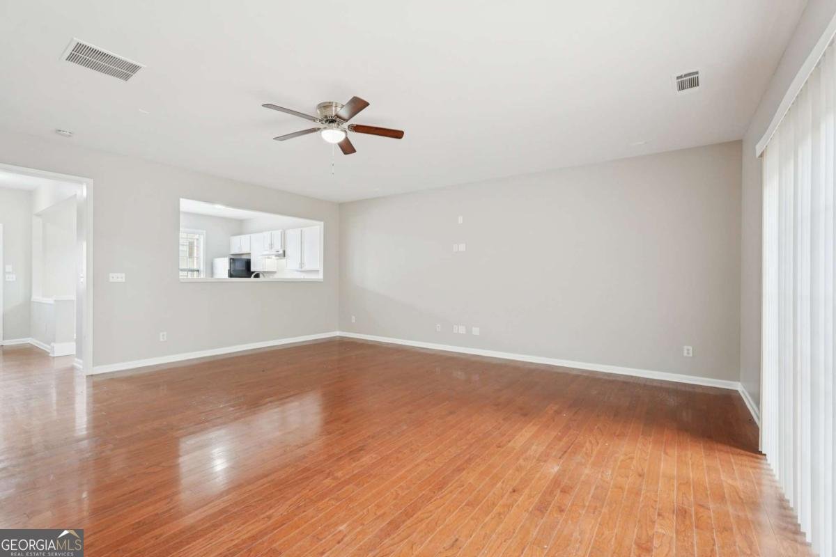 3034 Deerborne Court Atlanta - Photo 11