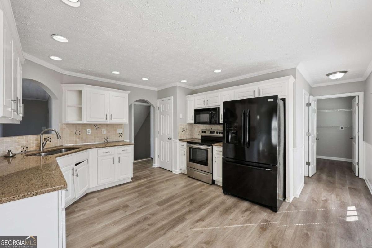 341 Windermere Drive Loganville - Photo 11