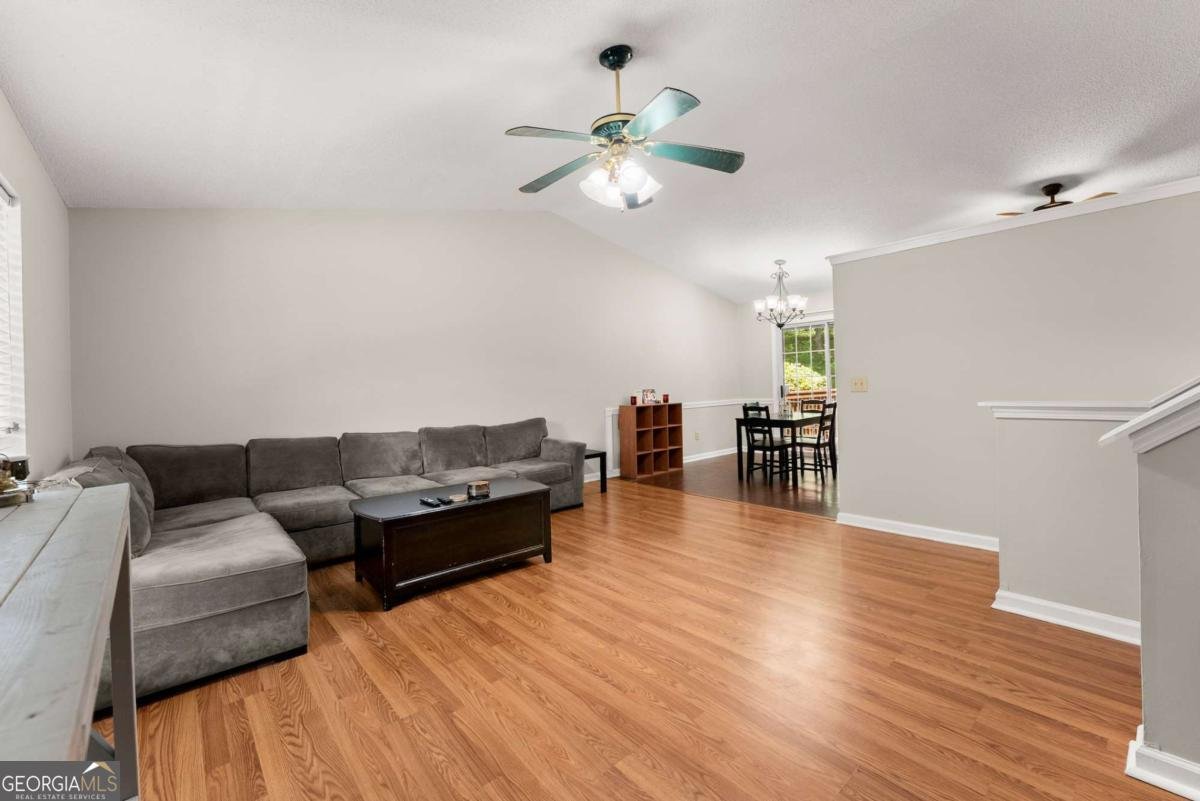 6311 Bent Oaks Court Flowery Branch - Photo 9