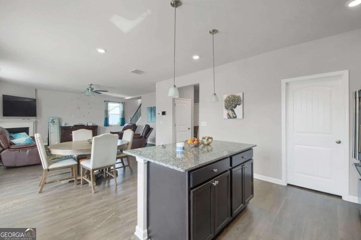 6806 Creekgate Way Douglasville - Photo 17