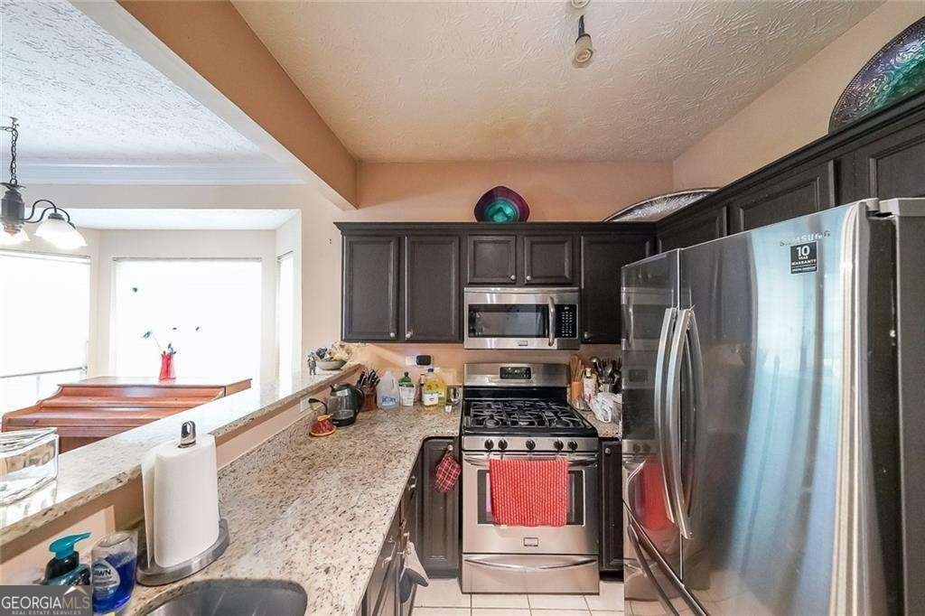 2553 Summit Cove Drive Duluth - Photo 8