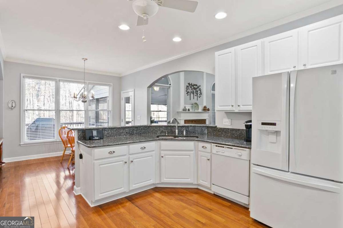 352 Woodbrook Crest Canton - Photo 20