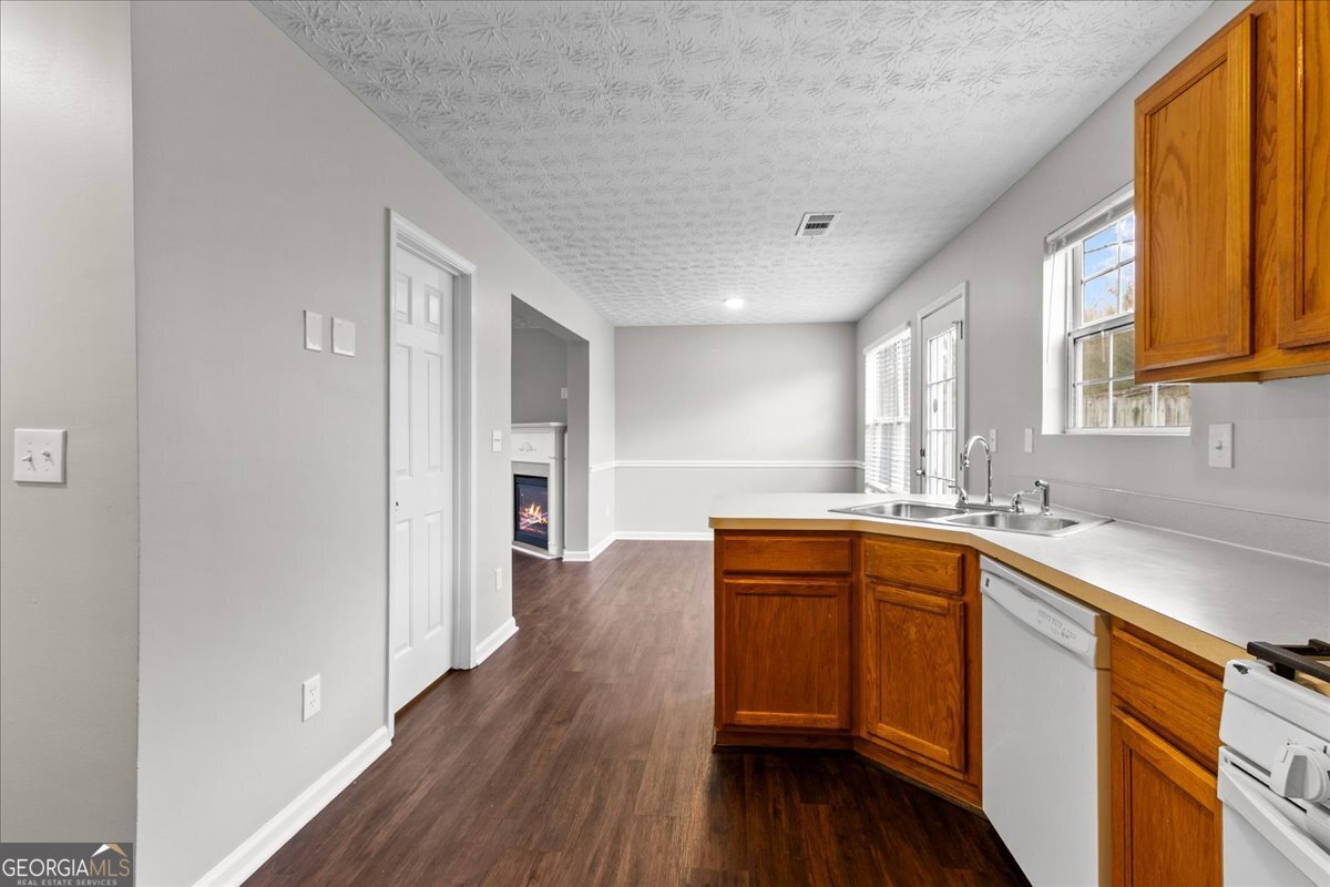 6110 Flagstaf Walk McDonough - Photo 12