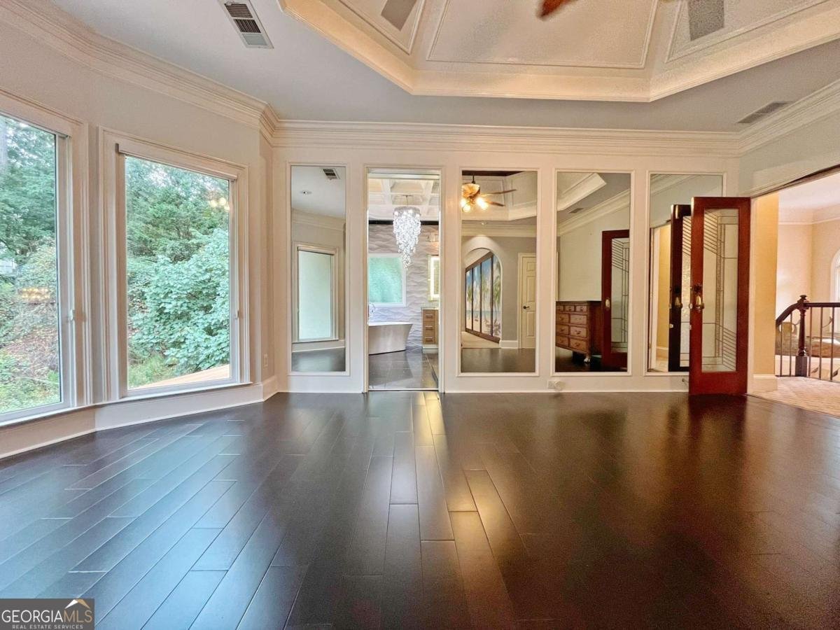 6709 Wooded Cove Court Flowery Branch - Photo 46