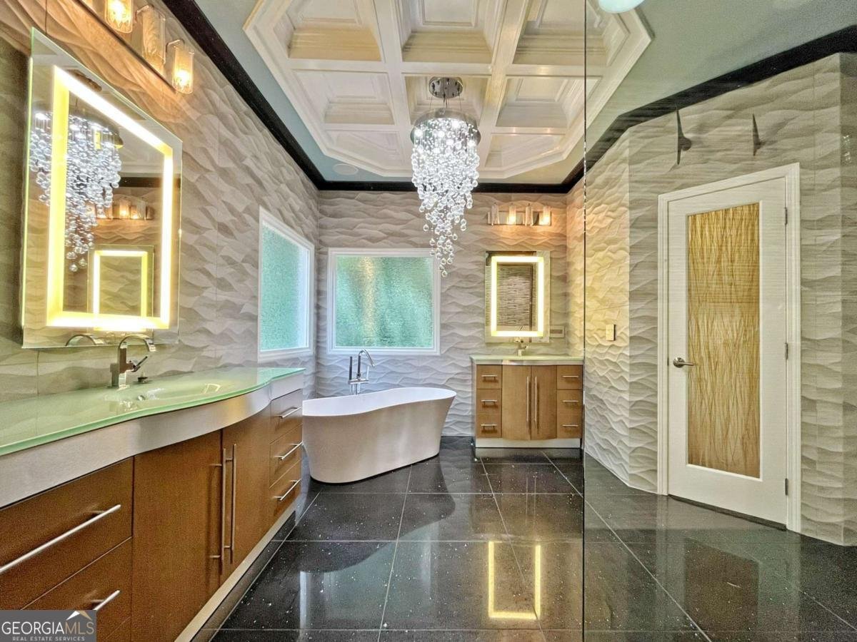 6709 Wooded Cove Court Flowery Branch - Photo 47