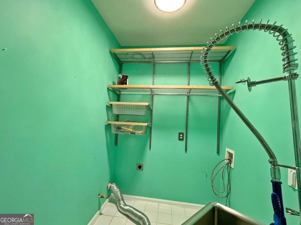 6709 Wooded Cove Court Flowery Branch - Photo 55