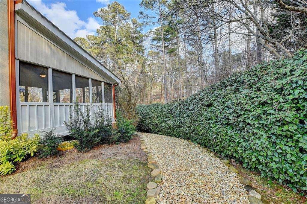 6709 Wooded Cove Court Flowery Branch - Photo 75