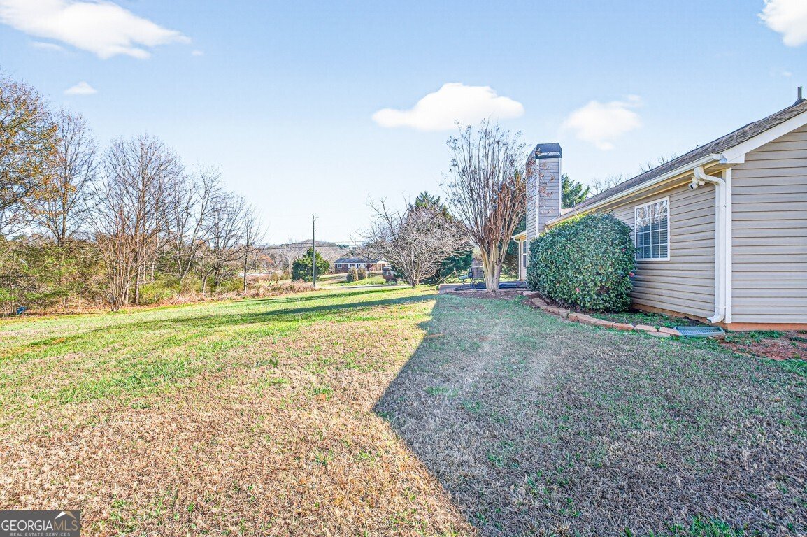 1501 Cardinal Lane Winder - Photo 32