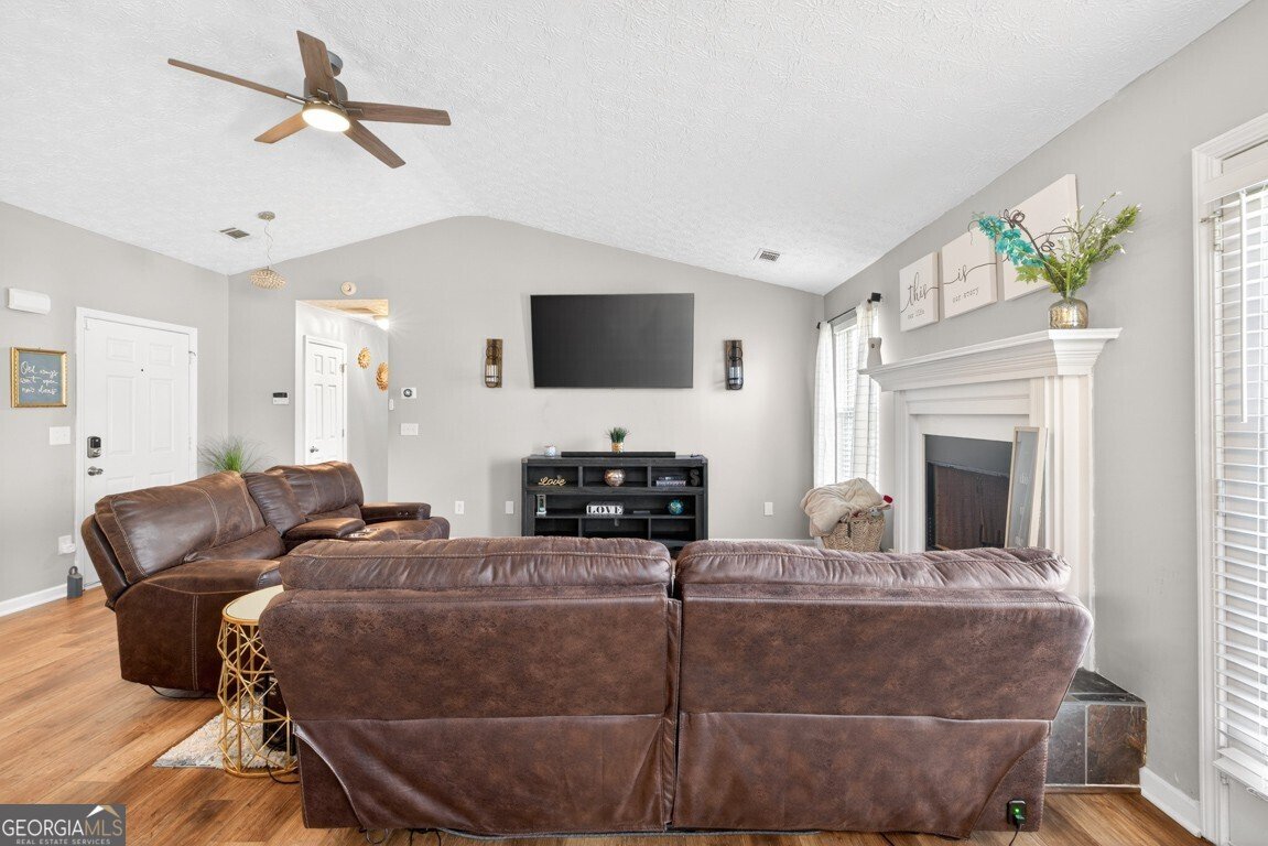 1501 Cardinal Lane Winder - Photo 6