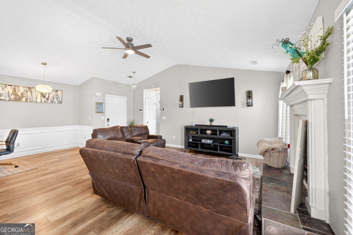 1501 Cardinal Lane Winder - Photo 7