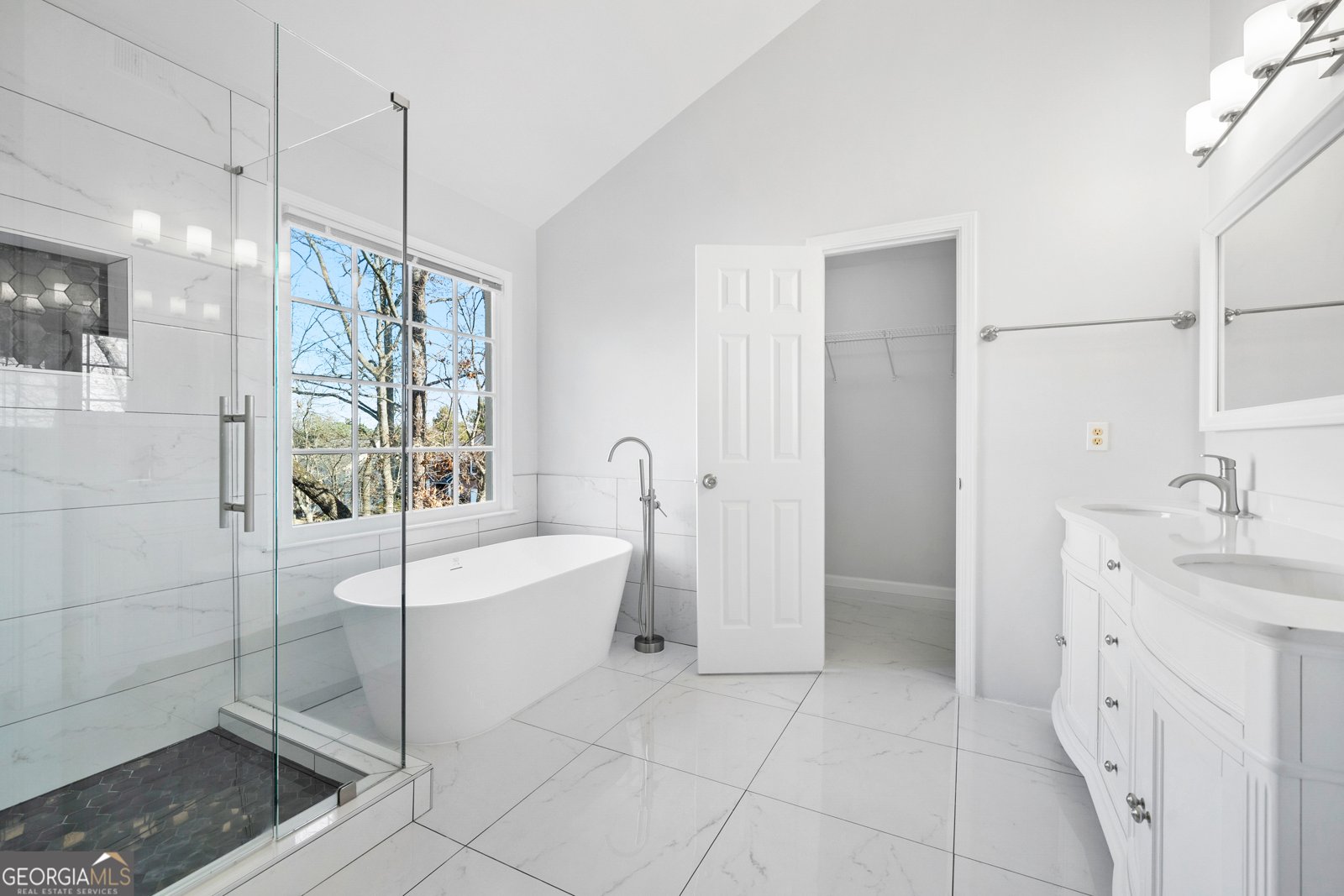 2565 RIVER SUMMIT Drive Duluth - Photo 18