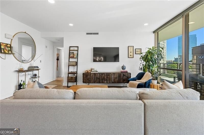 700 Park Regency Place Atlanta - Photo 9