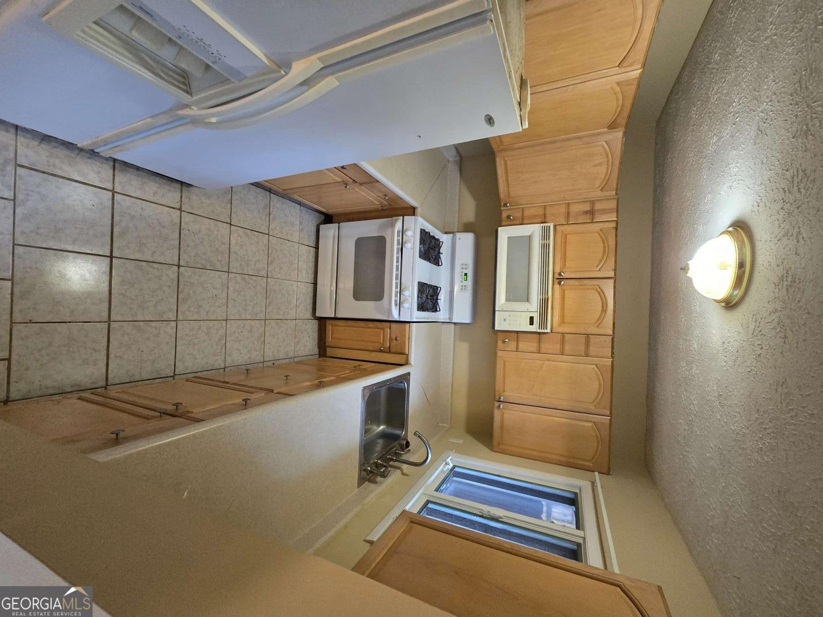 1811 Ashborough Circle Marietta - Photo 8