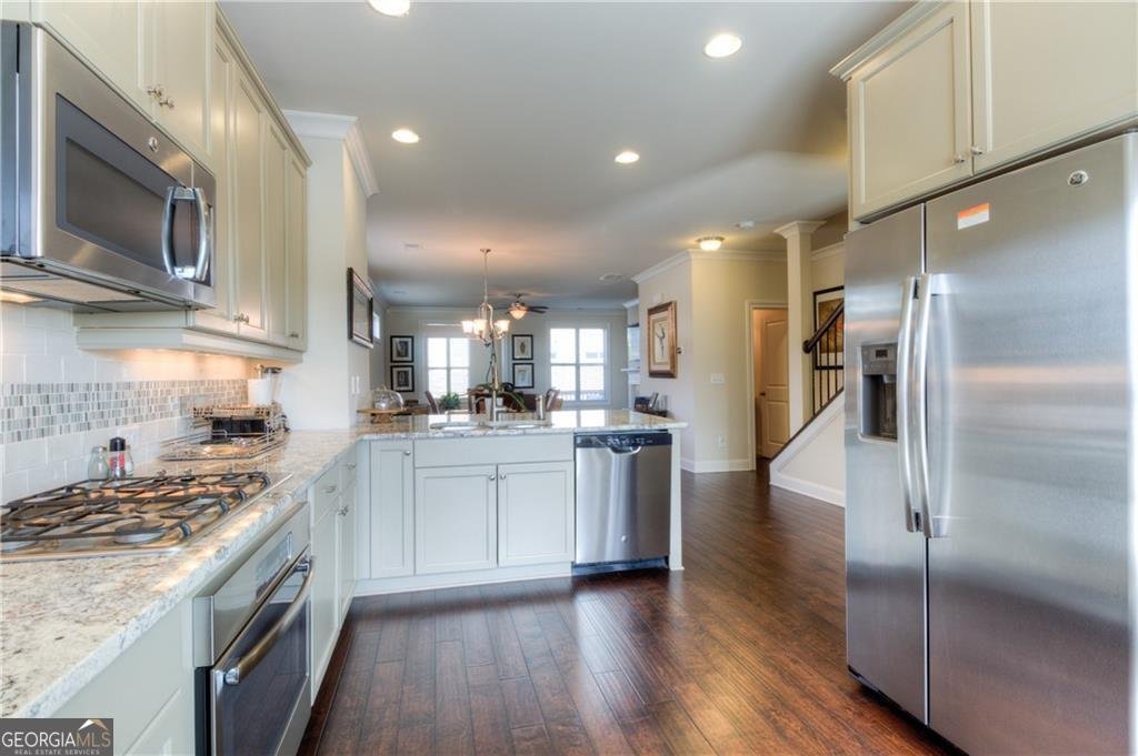 1002 Township Square Alpharetta - Photo 10