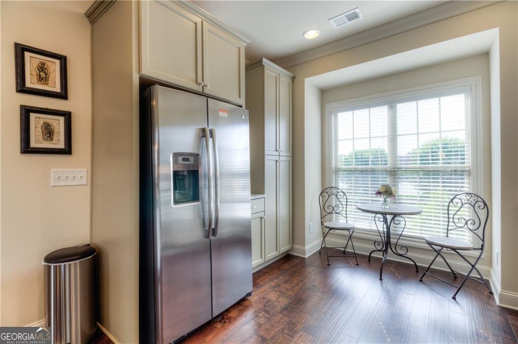 1002 Township Square Alpharetta - Photo 9