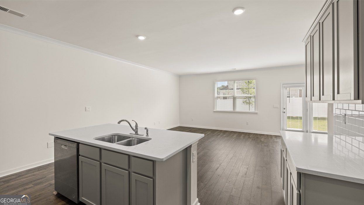 277 Sound Circle Stockbridge - Photo 14