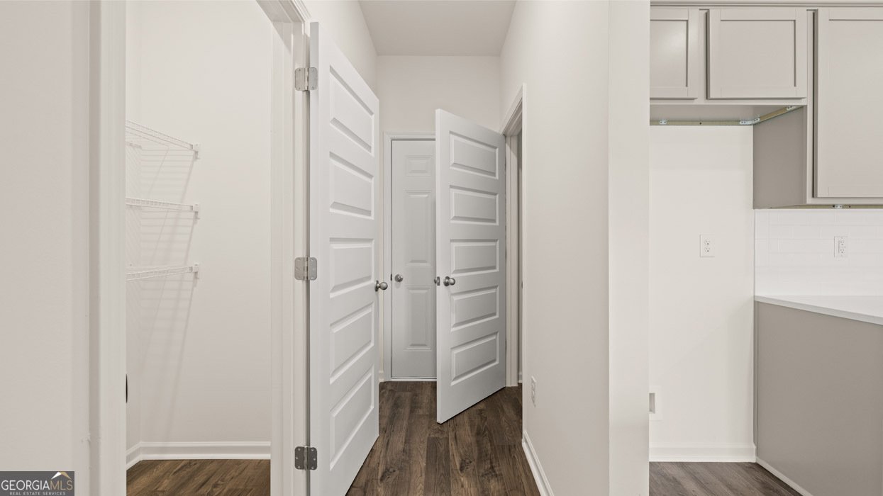 277 Sound Circle Stockbridge - Photo 16