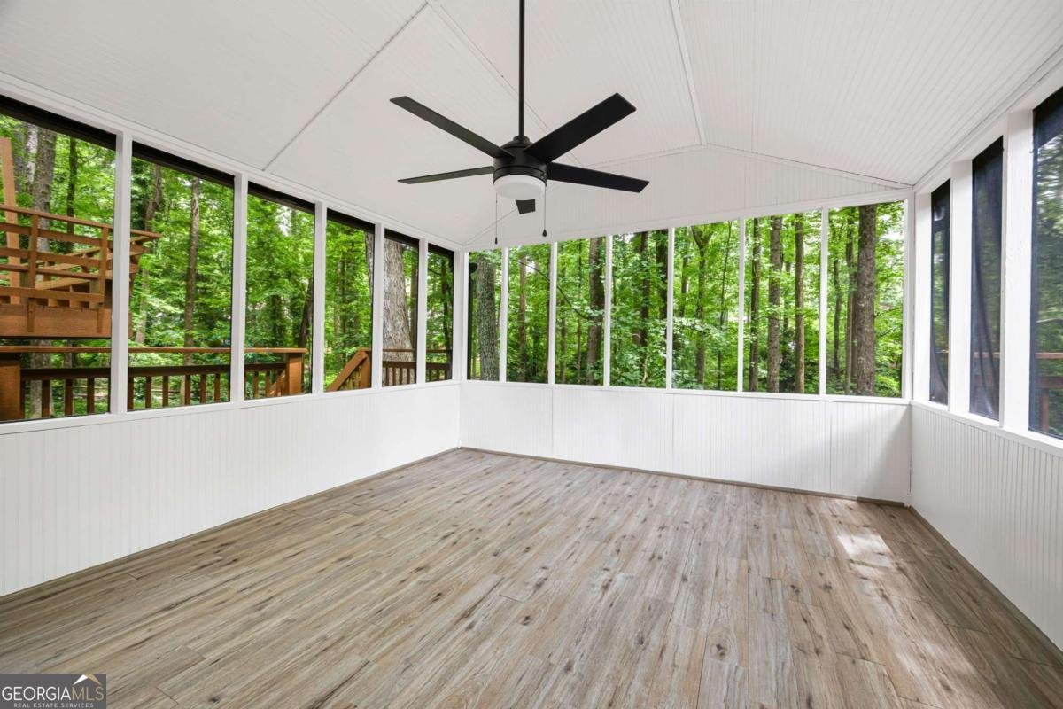 3292 Holly Mill Court Marietta - Photo 19