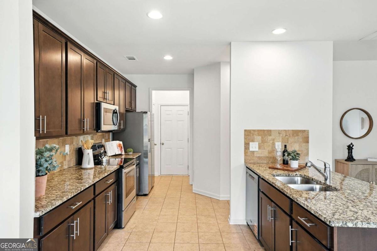 4245 Almanor Circle Norcross - Photo 11