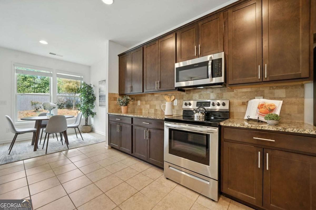 4245 Almanor Circle Norcross - Photo 13