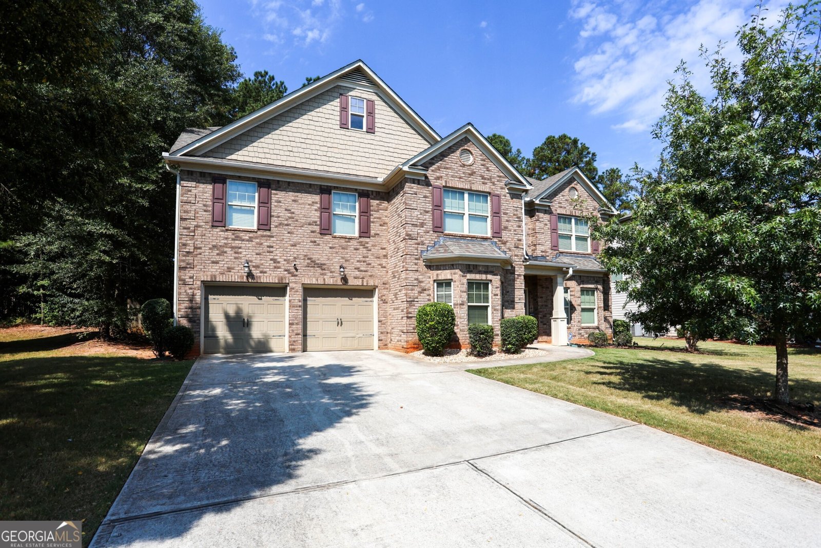510 Summer Brooke Lane Fairburn - Photo 1
