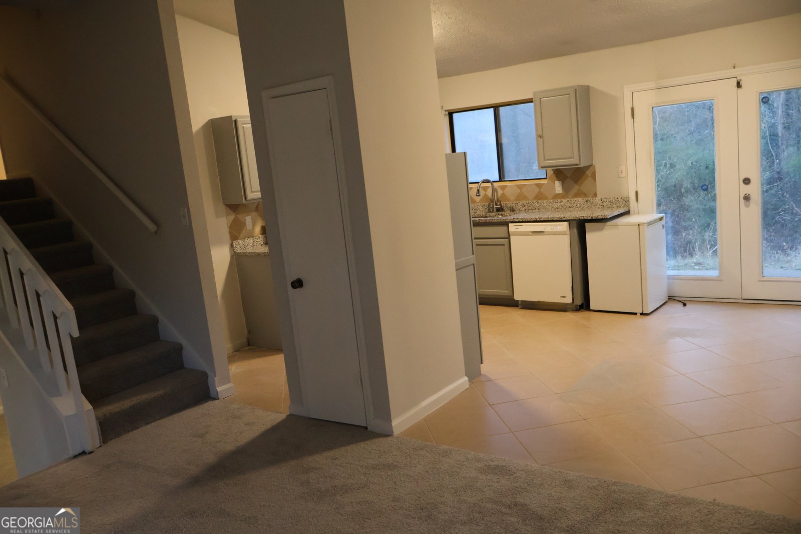 5128 Galbraith Circle Stone Mountain - Photo 10