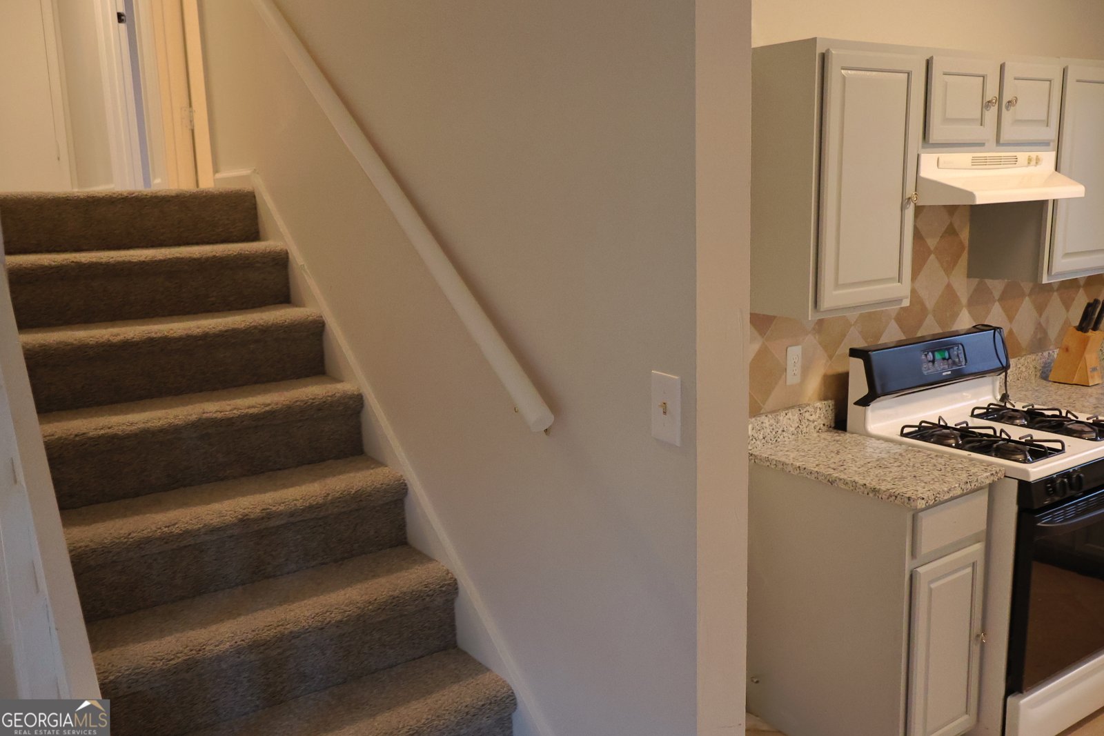 5128 Galbraith Circle Stone Mountain - Photo 13