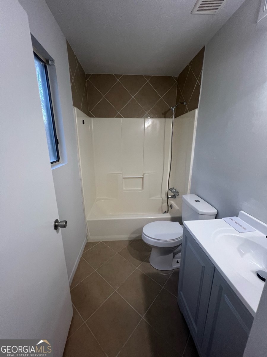 5128 Galbraith Circle Stone Mountain - Photo 23