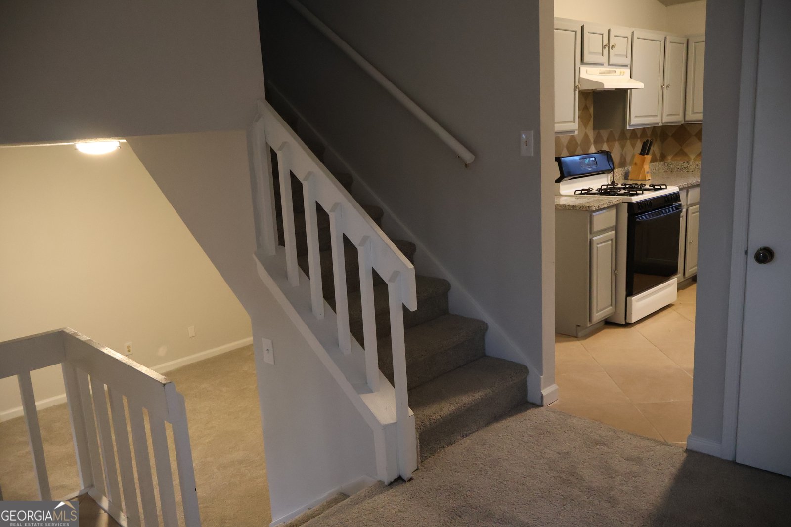 5128 Galbraith Circle Stone Mountain - Photo 9