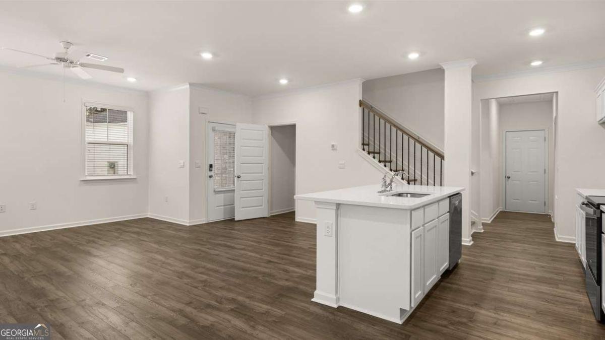 532 SILVER MOON Drive Loganville - Photo 12