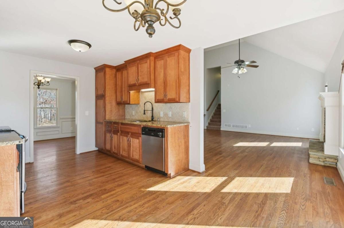 102 Oak Ridge Trail White - Photo 12