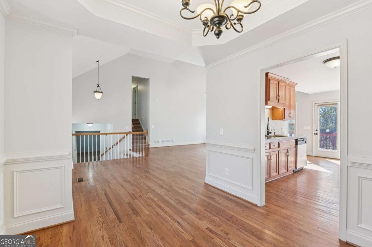 102 Oak Ridge Trail White - Photo 8