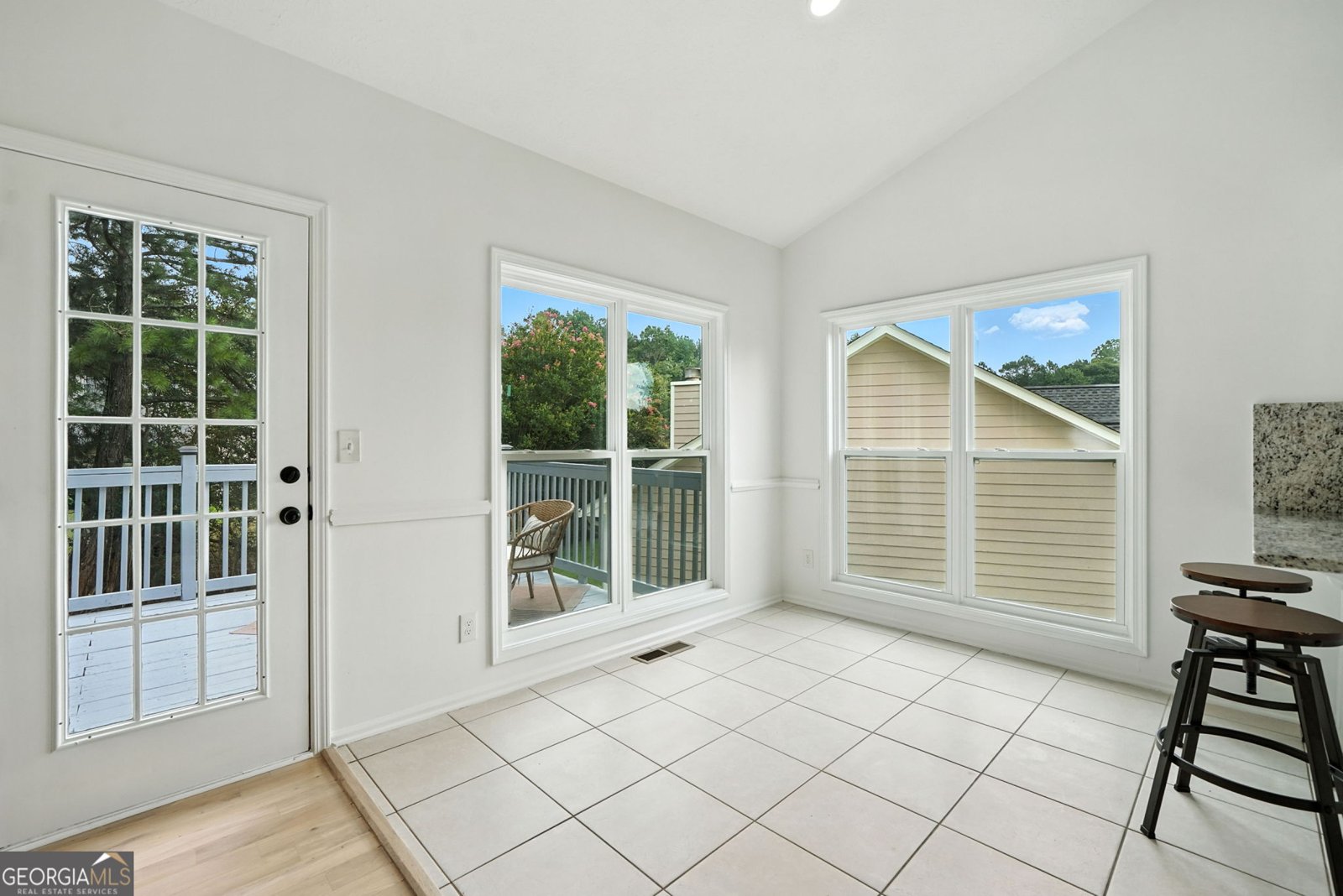 4777 Overlook View Court Duluth - Photo 11