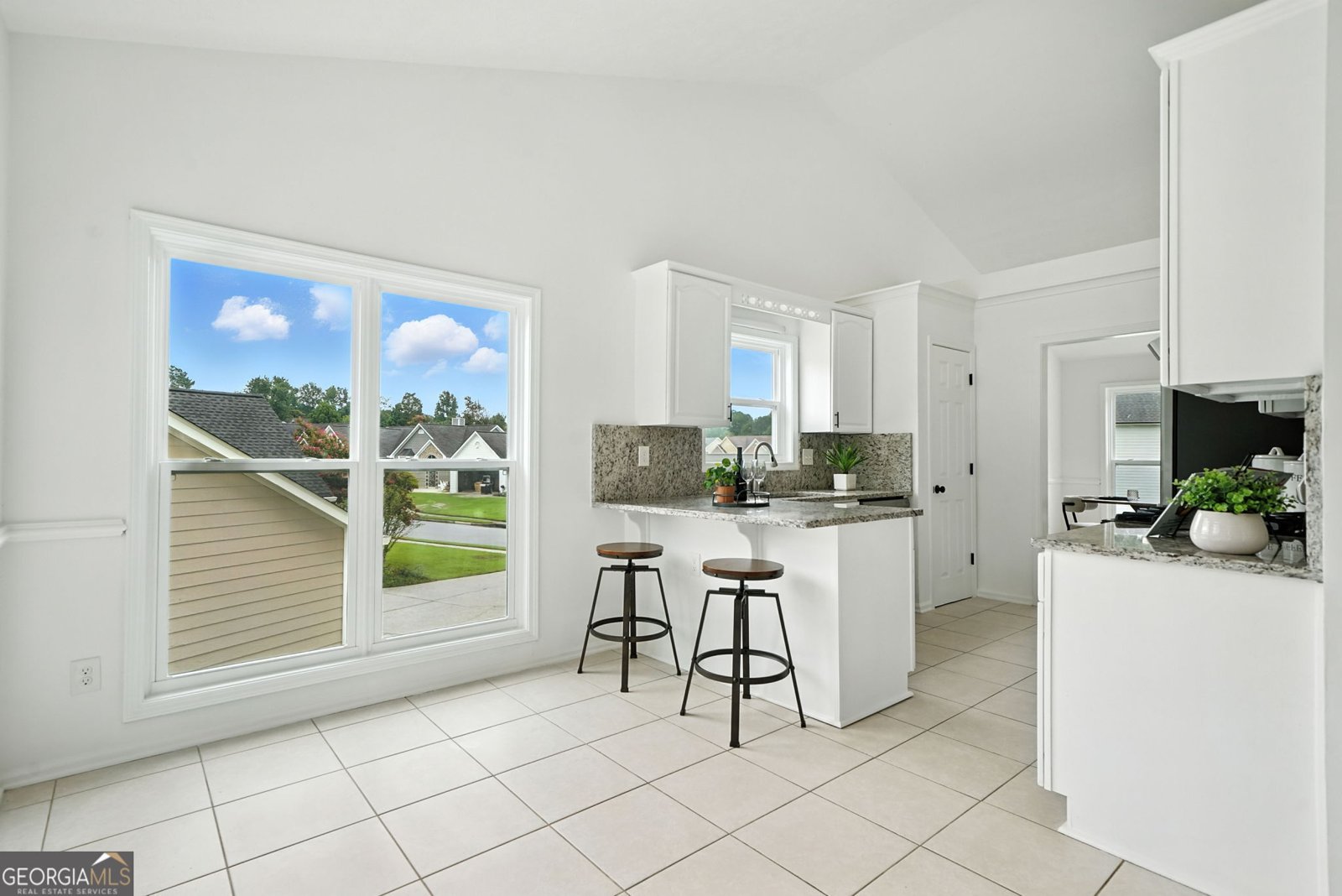 4777 Overlook View Court Duluth - Photo 12