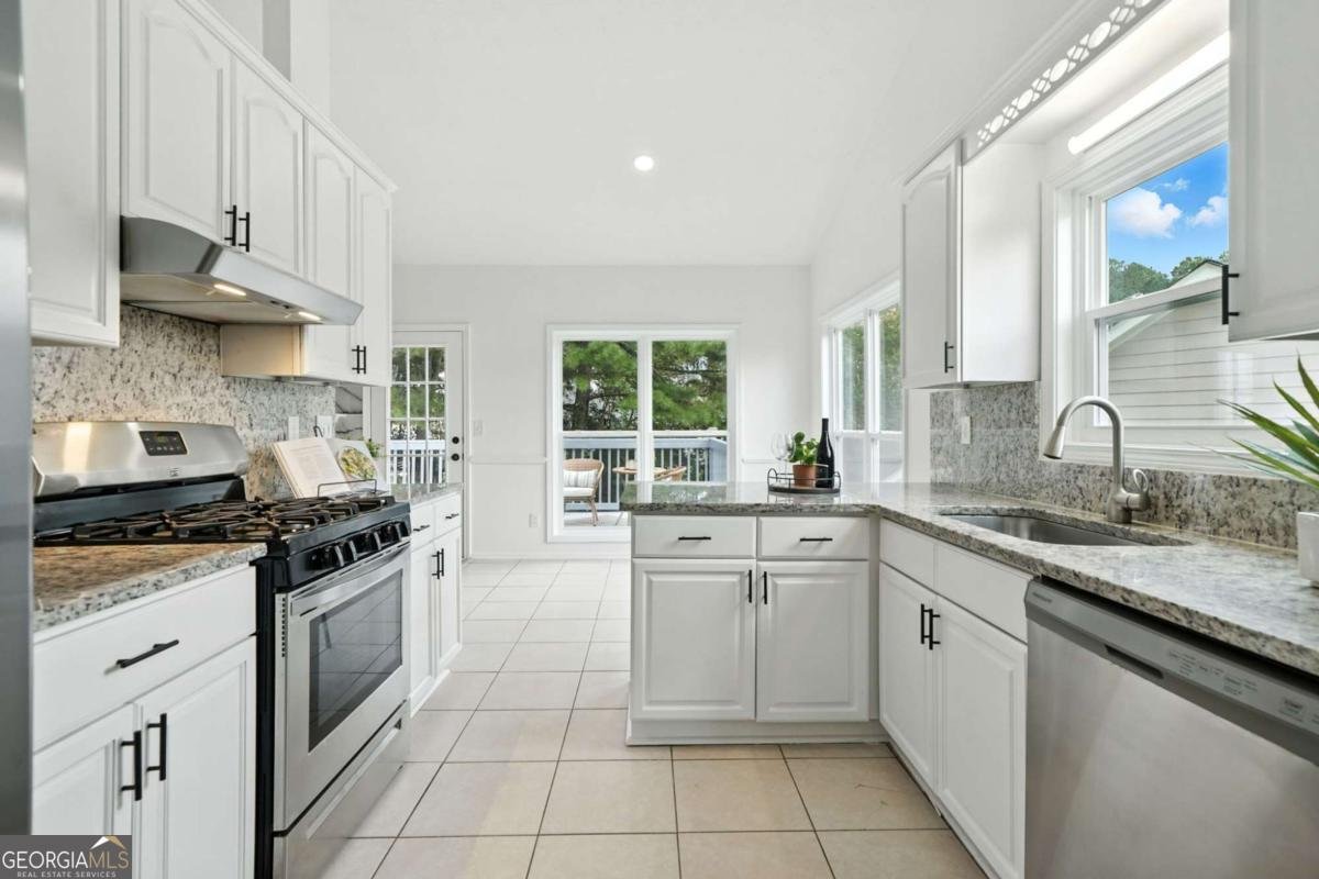 4777 Overlook View Court Duluth - Photo 15