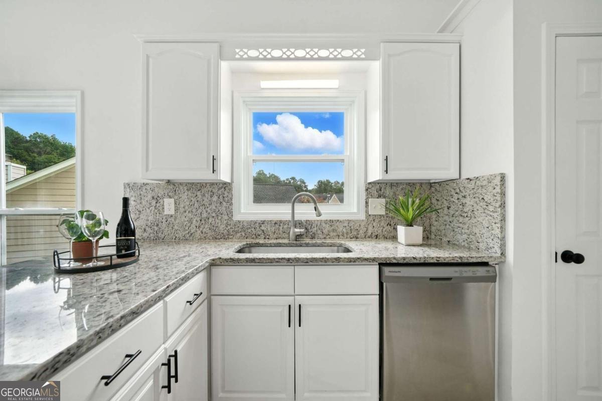 4777 Overlook View Court Duluth - Photo 17