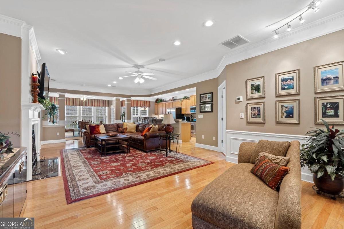 1080 Delcove Way Greensboro - Photo 8