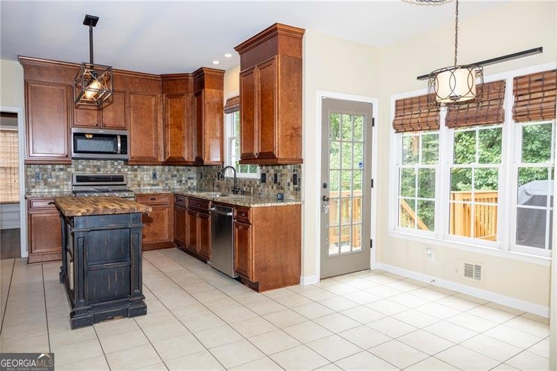 1581 Shetland Pony Court Suwanee - Photo 13