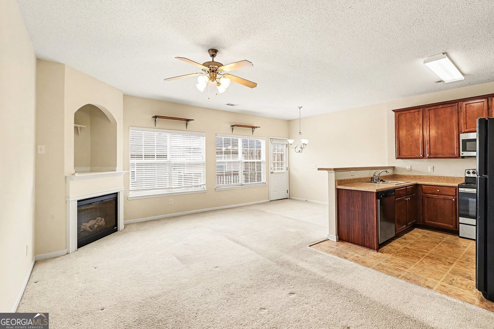 7676 Rutgers Circle Fairburn - Photo 8