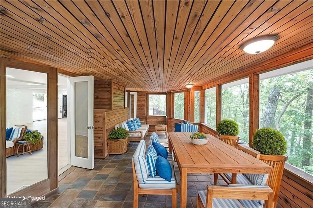 9460 Chestatee Court Gainesville - Photo 8