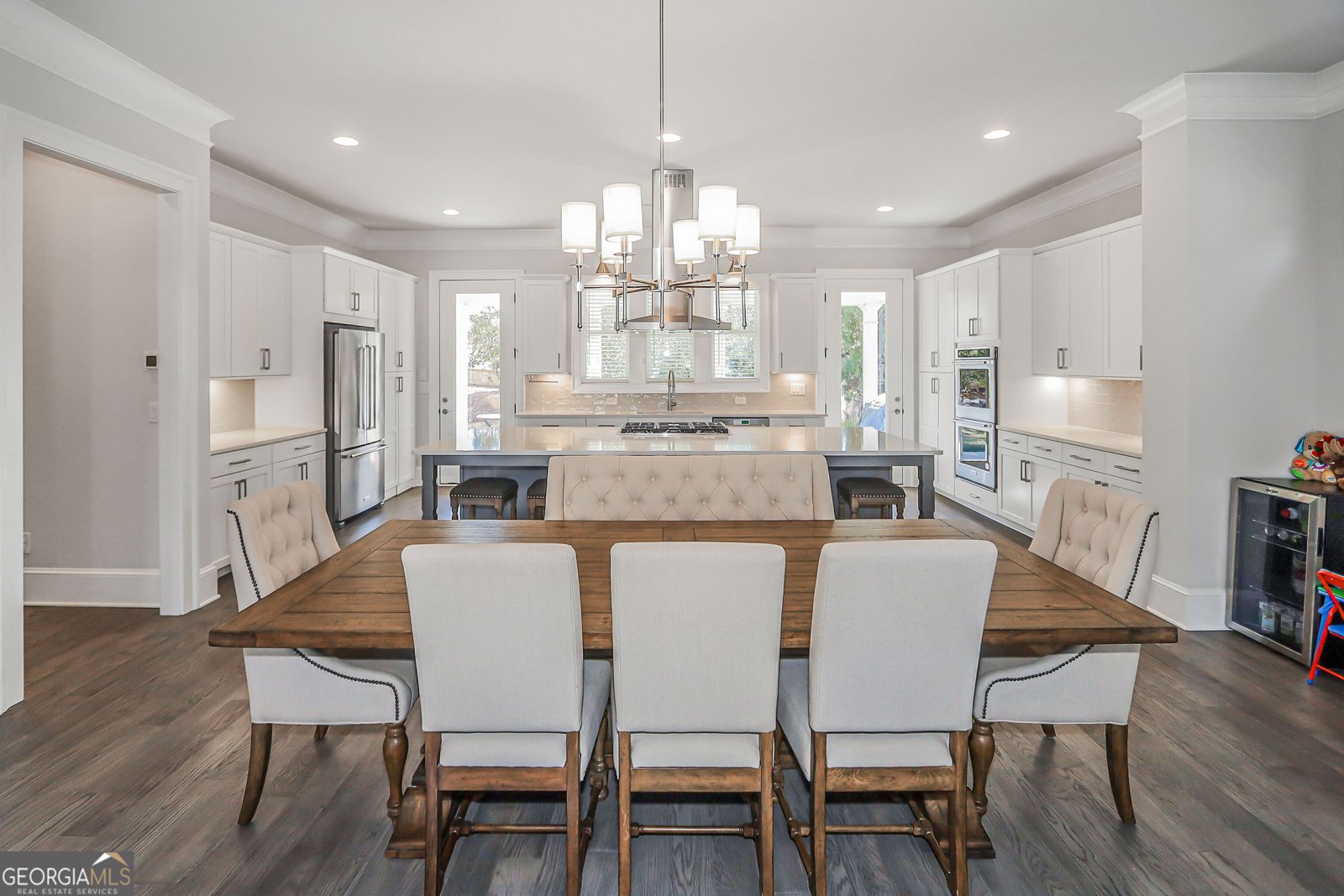 3045 Barnes Mill Court Roswell - Photo 2