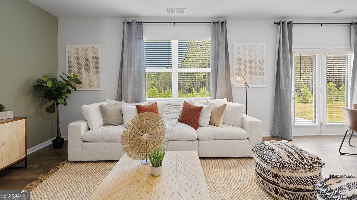 8198 Elkhorn Court Fairburn - Photo 9