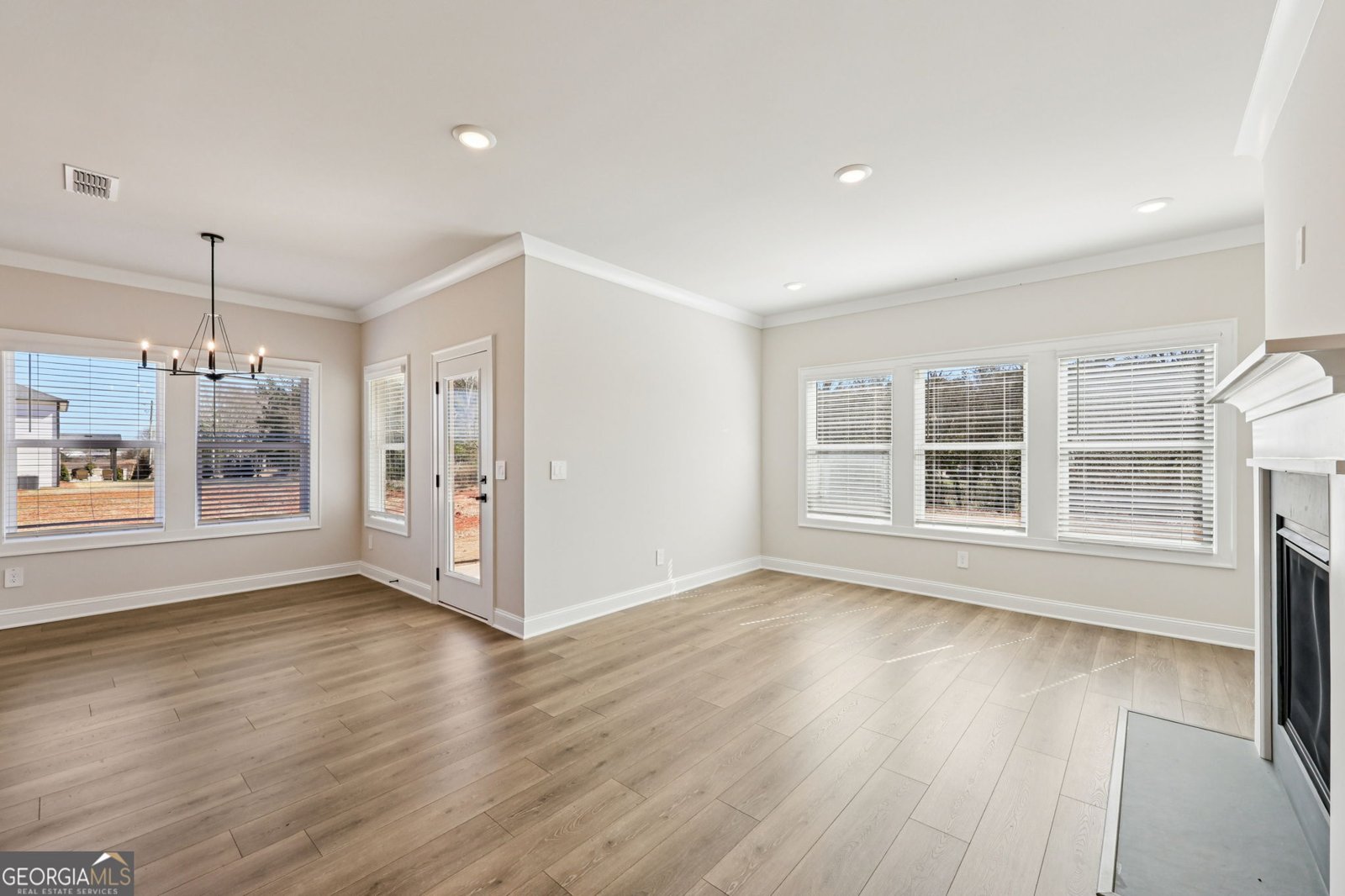 1293 Whitman Circle Monroe - Photo 8